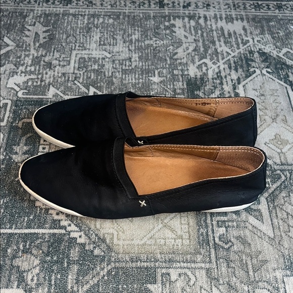 Frye women’s Melanie Slip-On Flat size 9.5 - Picture 2 of 9